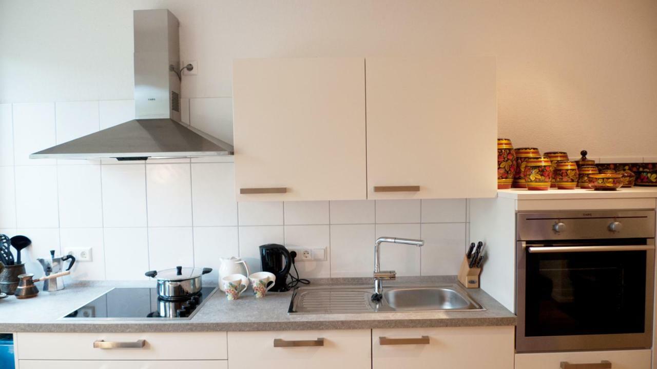 באדן-באדן Ekatarina Apartments מראה חיצוני תמונה